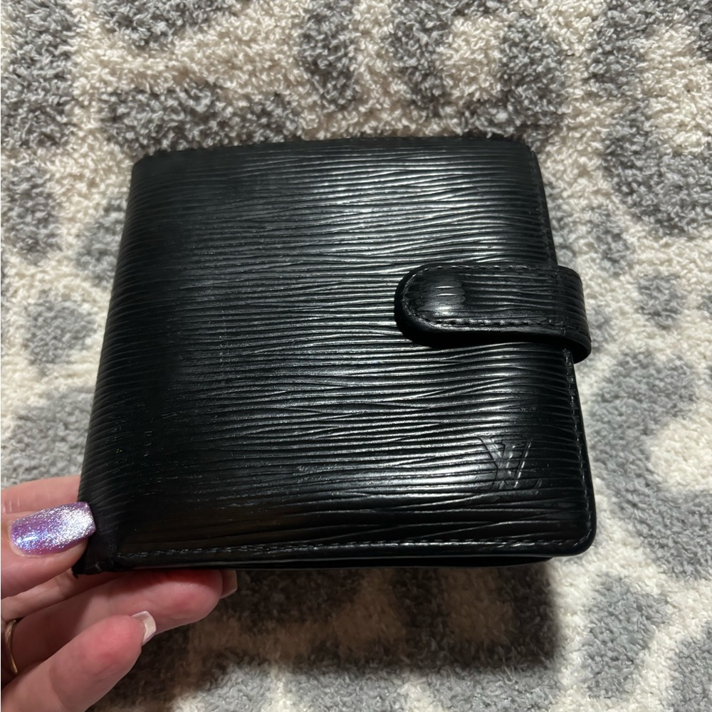 Louis Vuitton EPI black wallet